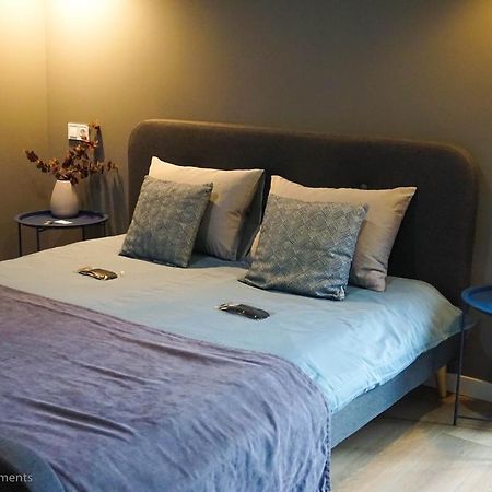 Apart-Hotel Kostjukowski Apartments Nizhynska 17 إلفيف المظهر الخارجي الصورة