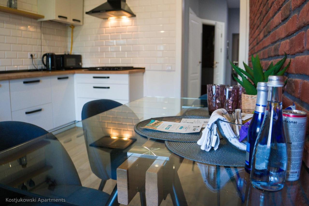 Apart-Hotel Kostjukowski Apartments Nizhynska 17 إلفيف المظهر الخارجي الصورة