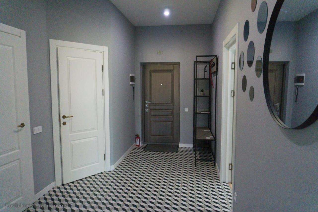 Apart-Hotel Kostjukowski Apartments Nizhynska 17 إلفيف المظهر الخارجي الصورة