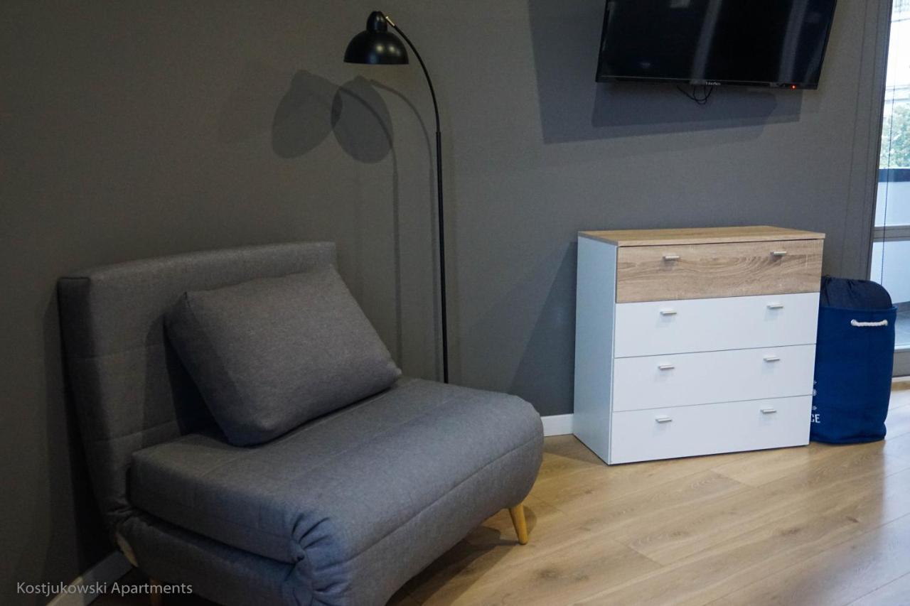 Apart-Hotel Kostjukowski Apartments Nizhynska 17 إلفيف المظهر الخارجي الصورة