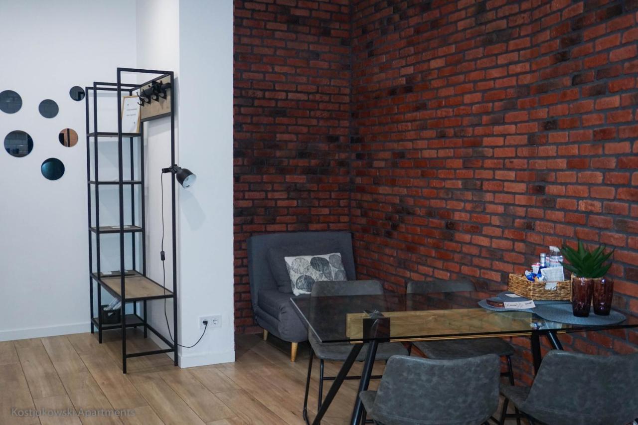 Apart-Hotel Kostjukowski Apartments Nizhynska 17 إلفيف المظهر الخارجي الصورة